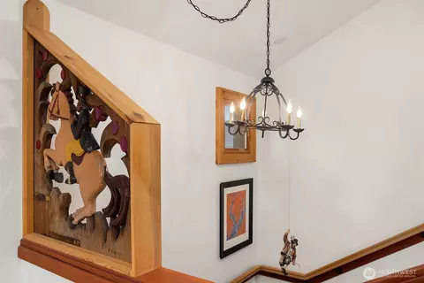 Entry Way - 223 Blanc Rd, Eastsound, WA 98245 photo 7 of 8