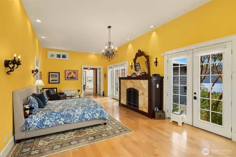 Bedroom - 223 Blanc Rd, Eastsound, WA 98245 photo 1 of 3