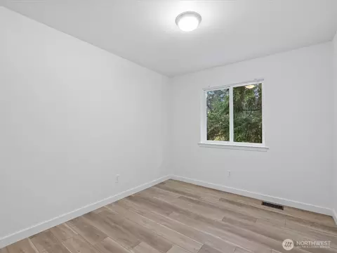 Bedroom - 3129 200th Pl SE, Bothell, WA 98012 photo 3 of 4