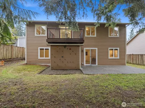 Exterior - 3129 200th Pl SE, Bothell, WA 98012 photo 3 of 6