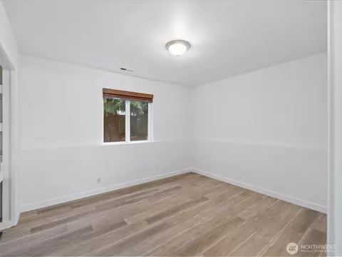 Bedroom - 3129 200th Pl SE, Bothell, WA 98012 photo 4 of 4