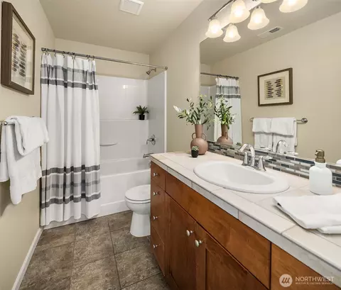 Bath - 18214 41st Ave SE, Bothell, WA 98012 photo 4 of 4