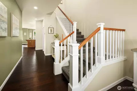 Entry Way - 18214 41st Ave SE, Bothell, WA 98012 photo 1 of 2