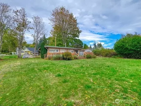 624 632 Mallard Ln, Point Roberts, WA 98281