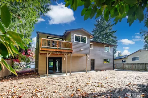 Exterior - 15905 118th Pl NE, Bothell, WA 98011 photo 2 of 2