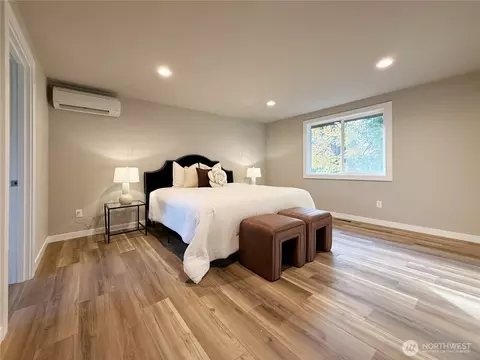 Bedroom - 15905 118th Pl NE, Bothell, WA 98011 photo 1 of 5