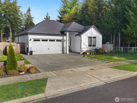 382 E Buck St, Mccleary, WA 98557