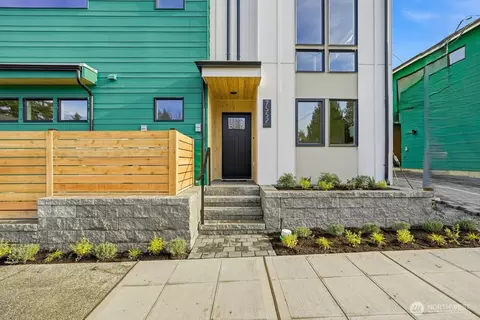 7552 39th Ave SW, Seattle, WA 98126