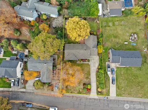 View/Area - 1323 Willow St, Sumner, WA 98390 photo 2 of 5