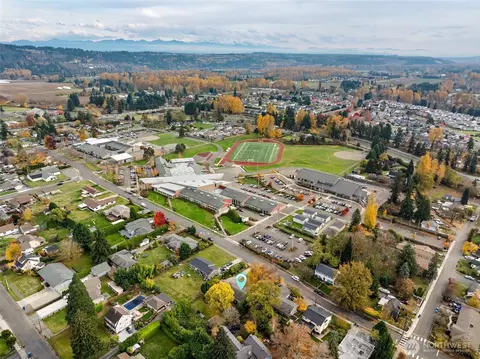 View/Area - 1323 Willow St, Sumner, WA 98390 photo 3 of 5