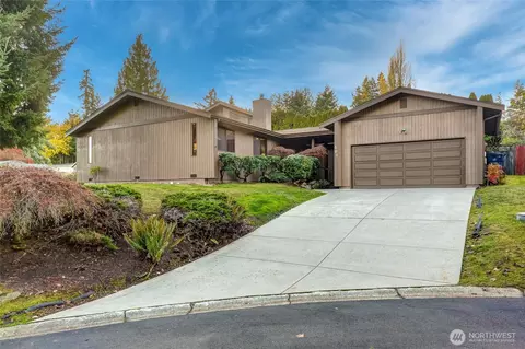 401 169th St SE, Bothell, WA 98012