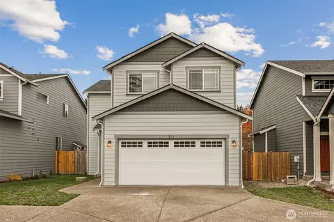 913 Burton Ray St NE, Olympia, WA 98516