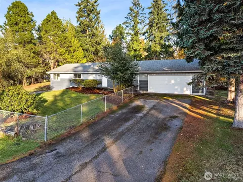 11821 74th Ave E, Puyallup, WA 98373
