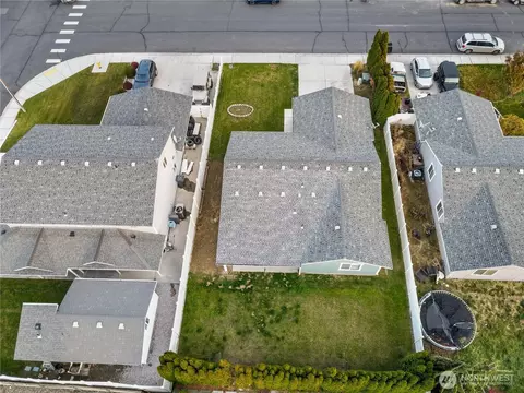 View/Area - 940 S Capstone Ave, Othello, WA 99344 photo 4 of 6