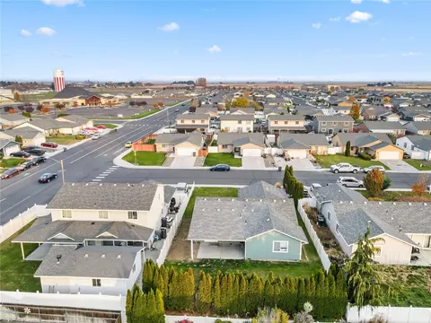 View/Area - 940 S Capstone Ave, Othello, WA 99344 photo 6 of 6