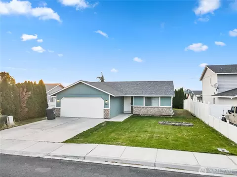 940 S Capstone Ave, Othello, WA 99344