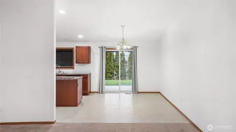 Other - 940 S Capstone Ave, Othello, WA 99344 photo 2 of 7