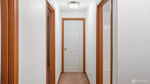 Entry Way - 940 S Capstone Ave, Othello, WA 99344 photo 1 of 1