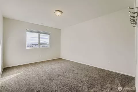 812 Sigafoos Ave NW, Orting, WA 98360 photo 17