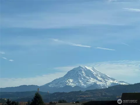 812 Sigafoos Ave NW, Orting, WA 98360 photo 2