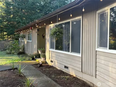 41 Hoquiam Wishkah Rd, Hoquiam, WA 98550