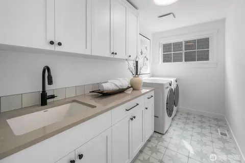 Other - 210 35th Ave E, Seattle, WA 98112 photo 4 of 7