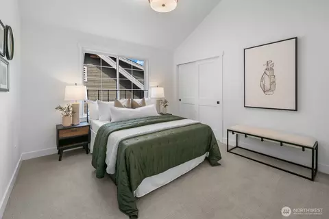 Bedroom - 210 35th Ave E, Seattle, WA 98112 photo 5 of 5