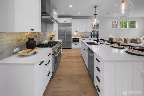 Kitchen - 210 35th Ave E, Seattle, WA 98112 photo 5 of 6