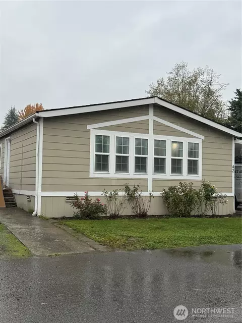 31600 126th Ave SE #42, Auburn, WA 98092