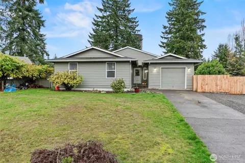 324 Cedar Ct, Winlock, WA 98596