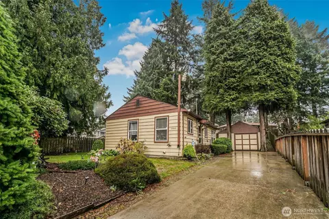 12642 74th Ave S, Seattle, WA 98178