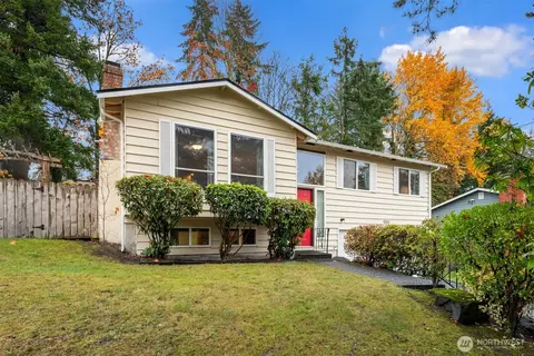 17112 136th Pl SE, Renton, WA 98058