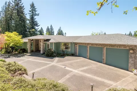 229 Sunset Dr, Longview, WA 98632