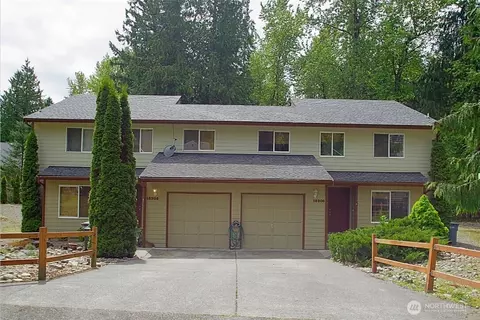 18206 56th Street Ct E, Lake Tapps, WA 98391