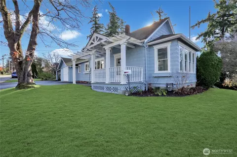 402 E Washington St, Mount Vernon, WA 98274