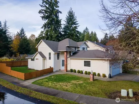 7024 46th Ln SE, Olympia, WA 98503