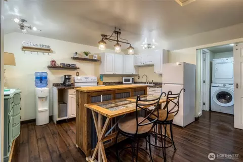 Kitchen - 48 Blue Jay Loop, Walla Walla, WA 99362 photo 1 of 3
