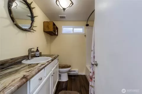 Bath - 48 Blue Jay Loop, Walla Walla, WA 99362 photo 2 of 2