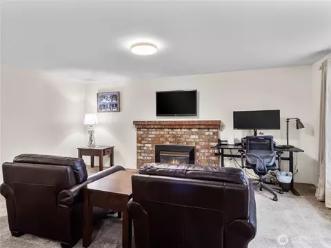 302 1st Ave E, Pacific, WA 98047 photo 5