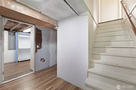 Entry Way - 702 47th St SE, Everett, WA 98203 photo 1 of 1