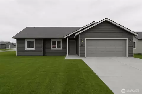 310 Poplar St NE, Royal City, WA 99357
