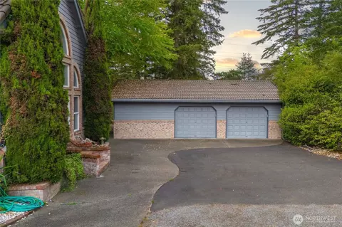 Exterior - 26210 48th Avenue Ct E, Spanaway, WA 98387 photo 8 of 11