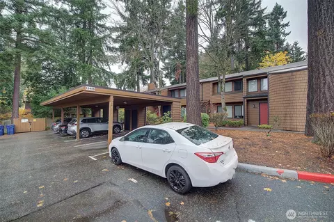 11416 NE 128th St #67, Kirkland, WA 98034