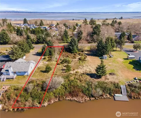 601 E Chance Ala Mer NE #601, Ocean Shores, WA 98569