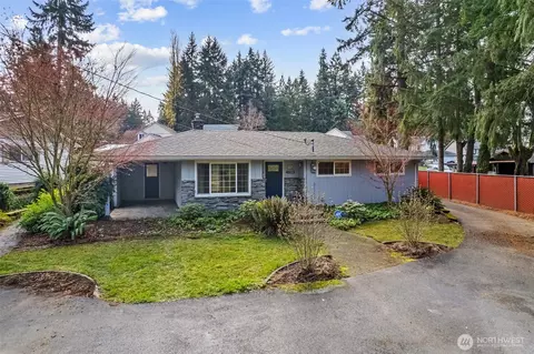 4613 26th Ave SE, Lacey, WA 98503