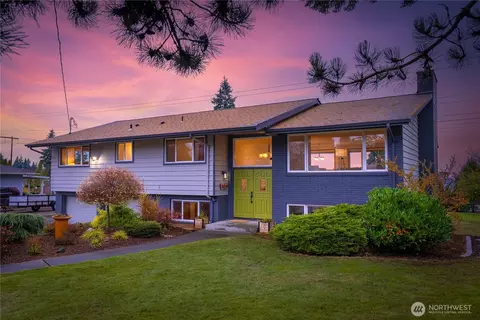 Exterior - 8831 Rivercrest Ave, Everett, WA 98208 photo 6 of 11