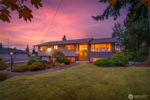 Exterior - 8831 Rivercrest Ave, Everett, WA 98208 photo 7 of 11