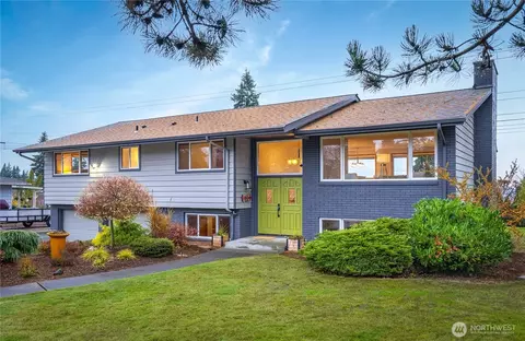 Exterior - 8831 Rivercrest Ave, Everett, WA 98208 photo 2 of 11