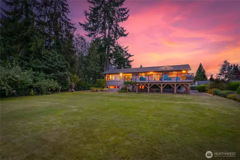Exterior - 8831 Rivercrest Ave, Everett, WA 98208 photo 9 of 11