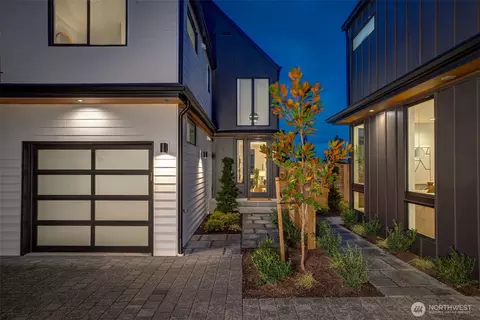 3612 SW B Sw Othello, Seattle, WA 98126
